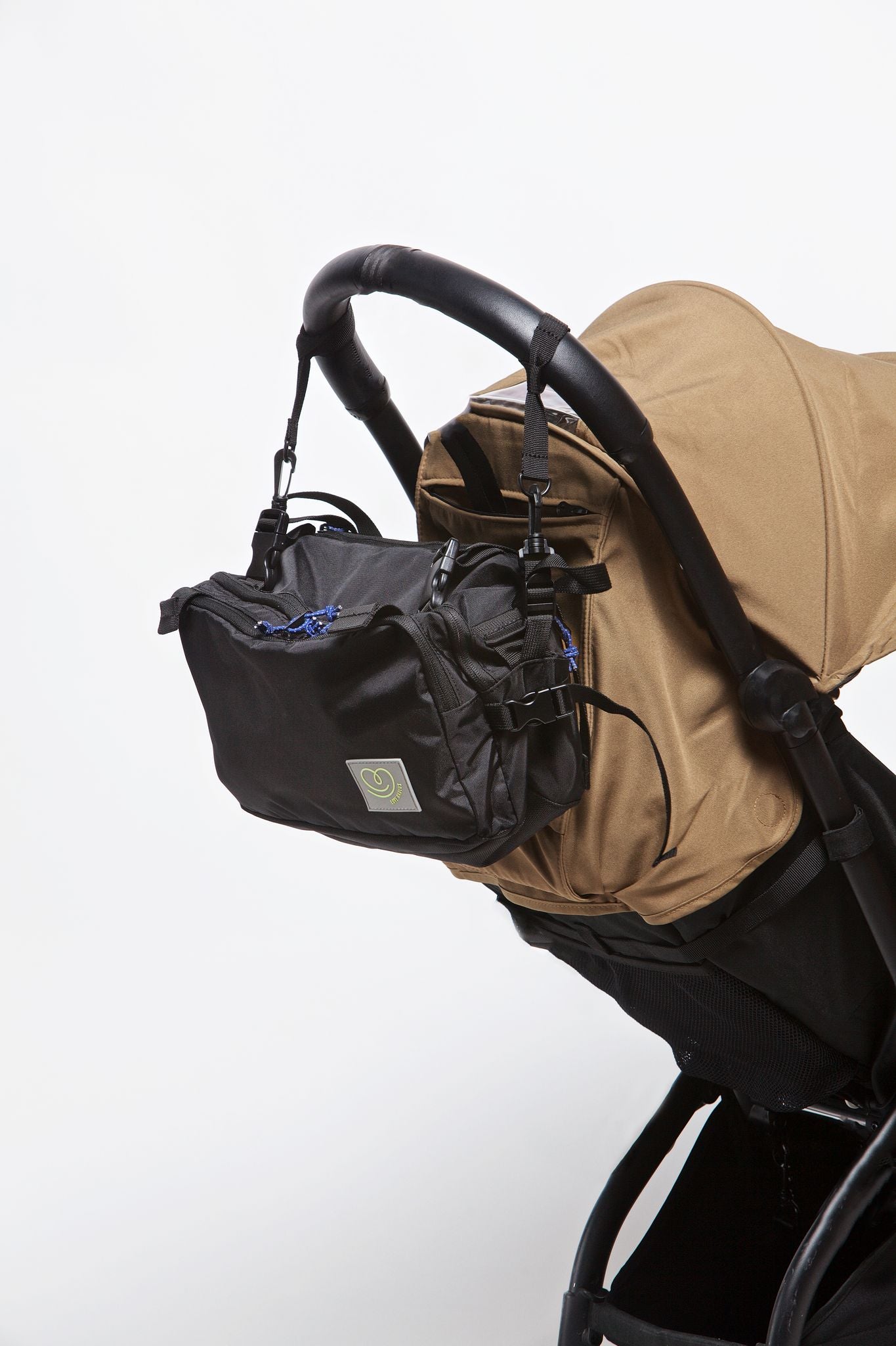 Liebesradius - CaravanBag - Multibag und Hüfttrage in einem - Schwarz - Wickeltasche - MamaMilla