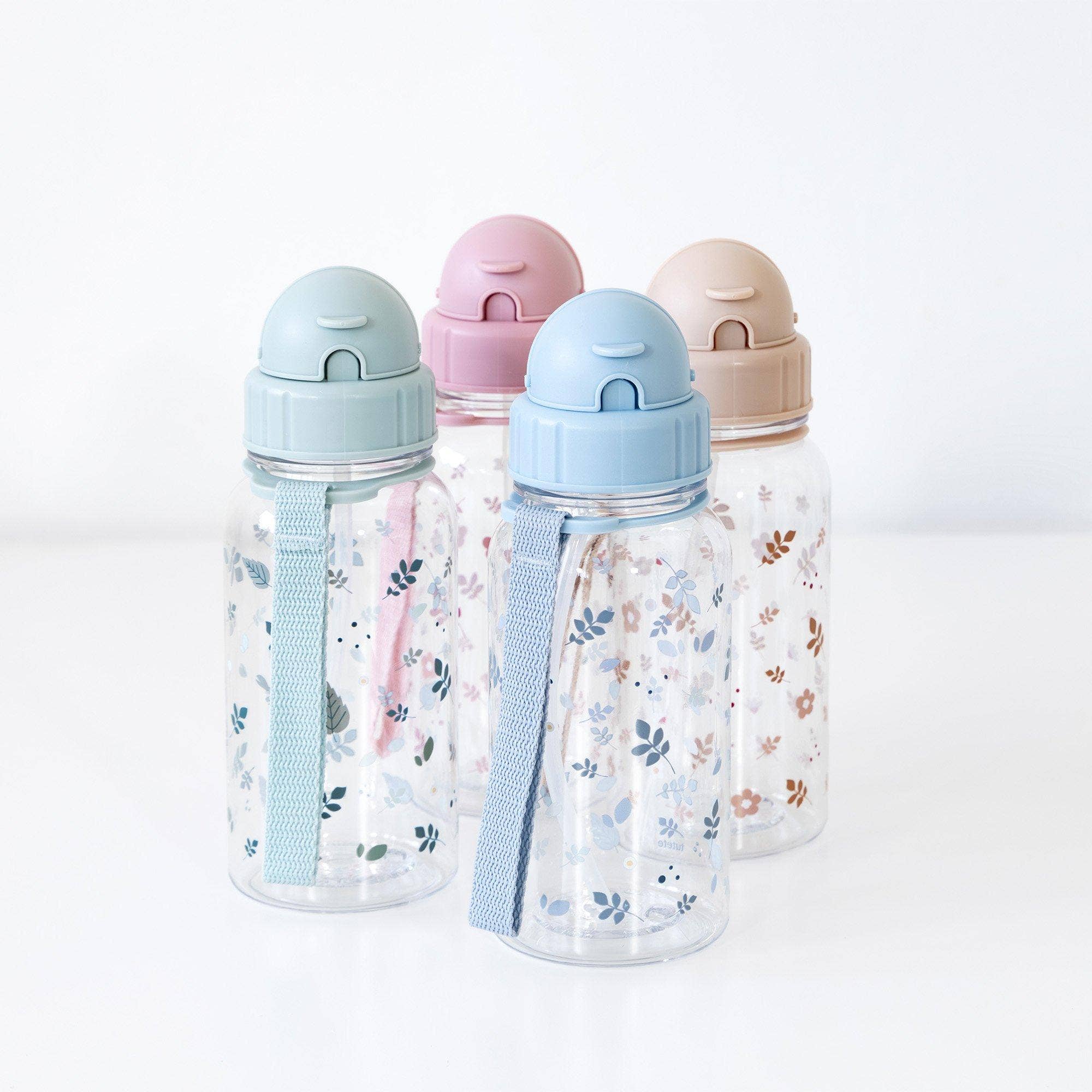 Trinkflasche mit Trinkschnabel aus Tritan-Kunststoff – 500 ml – Leaves Sage – Trinkflasche aus Kunststoff – MamaMilla