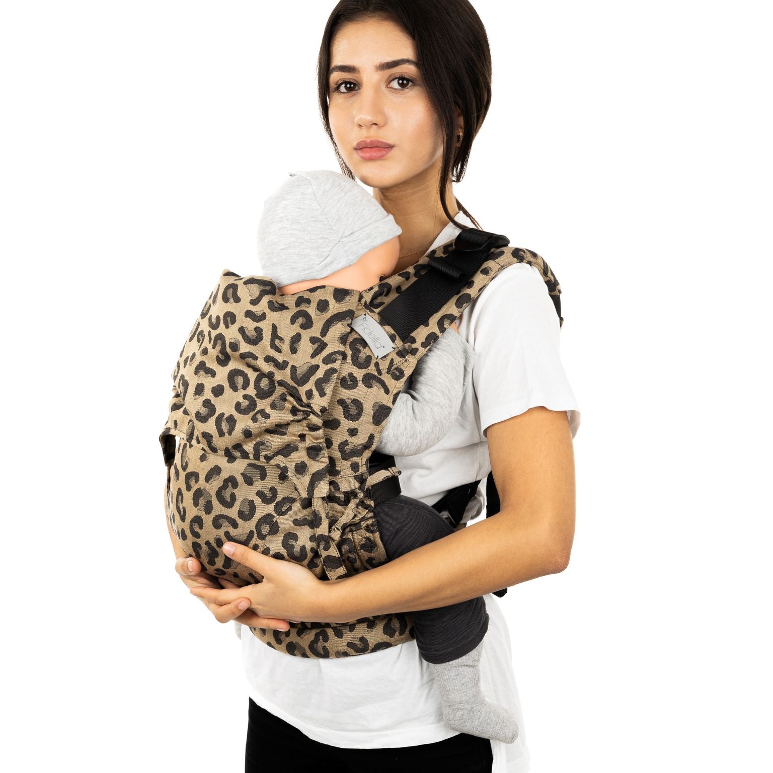 Fidella Fusion Fullbuckle Babytrage – Leopard Gold – Kleinkind – Babytrage – MamaMilla