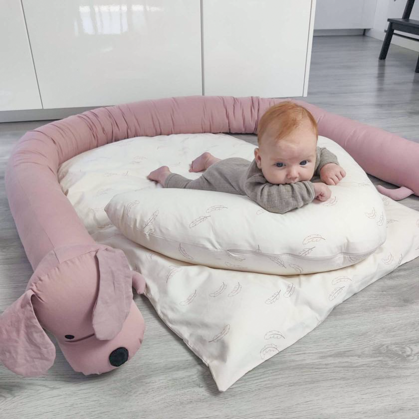 MamaMilla babysengetøj i økologisk bomuld - Rose feathers - Babysengetøj - MamaMilla