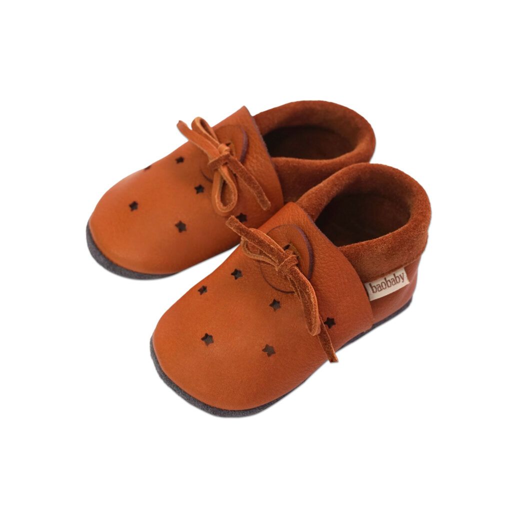 Baobaby Sandalen – Sterne Haselnuss XS – – MamaMilla