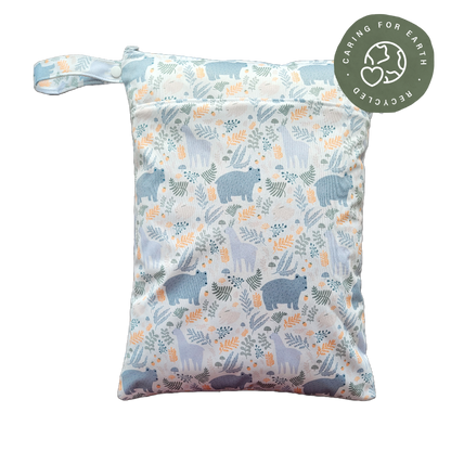 Der schwedische Wald | Wetbag mittel: Dala-Blumen - - MamaMilla