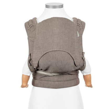 Fidella Fly Tai – Chevron/Walnuss – Baby – MamaMilla