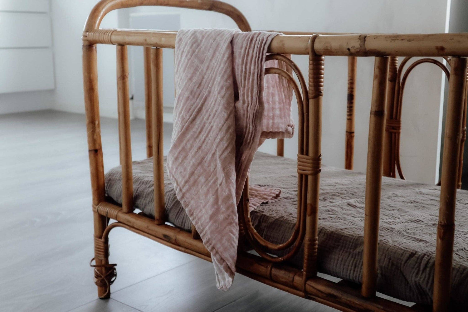 Natruba Stofbleer i Økologisk Muslin - 2 styk - Powder - Stofbleer - MamaMilla