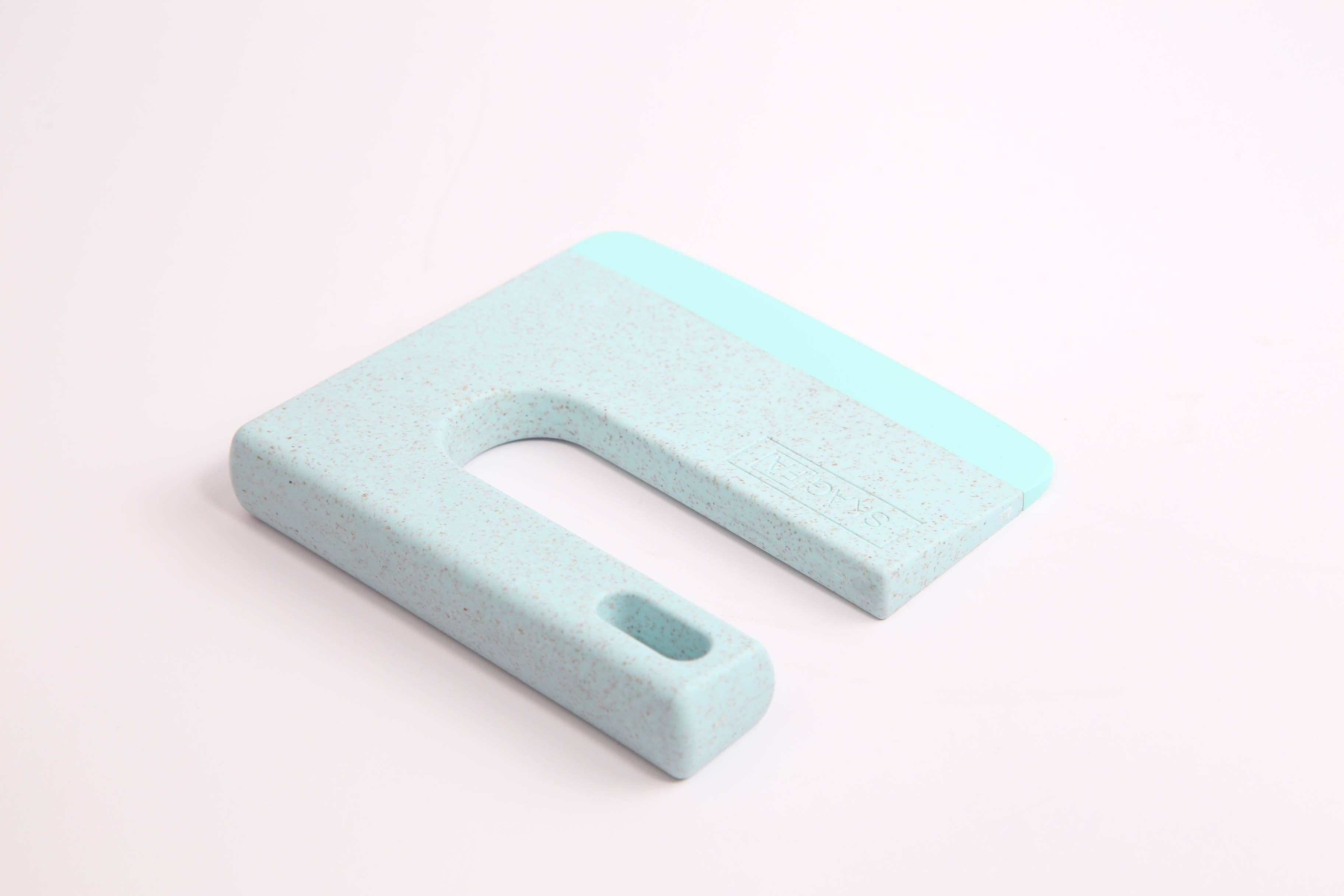 SKÅGFÄ Kindermesser KLYV – Aqua (DESIGN AWARD WINNER 2024) – Messer – MamaMilla
