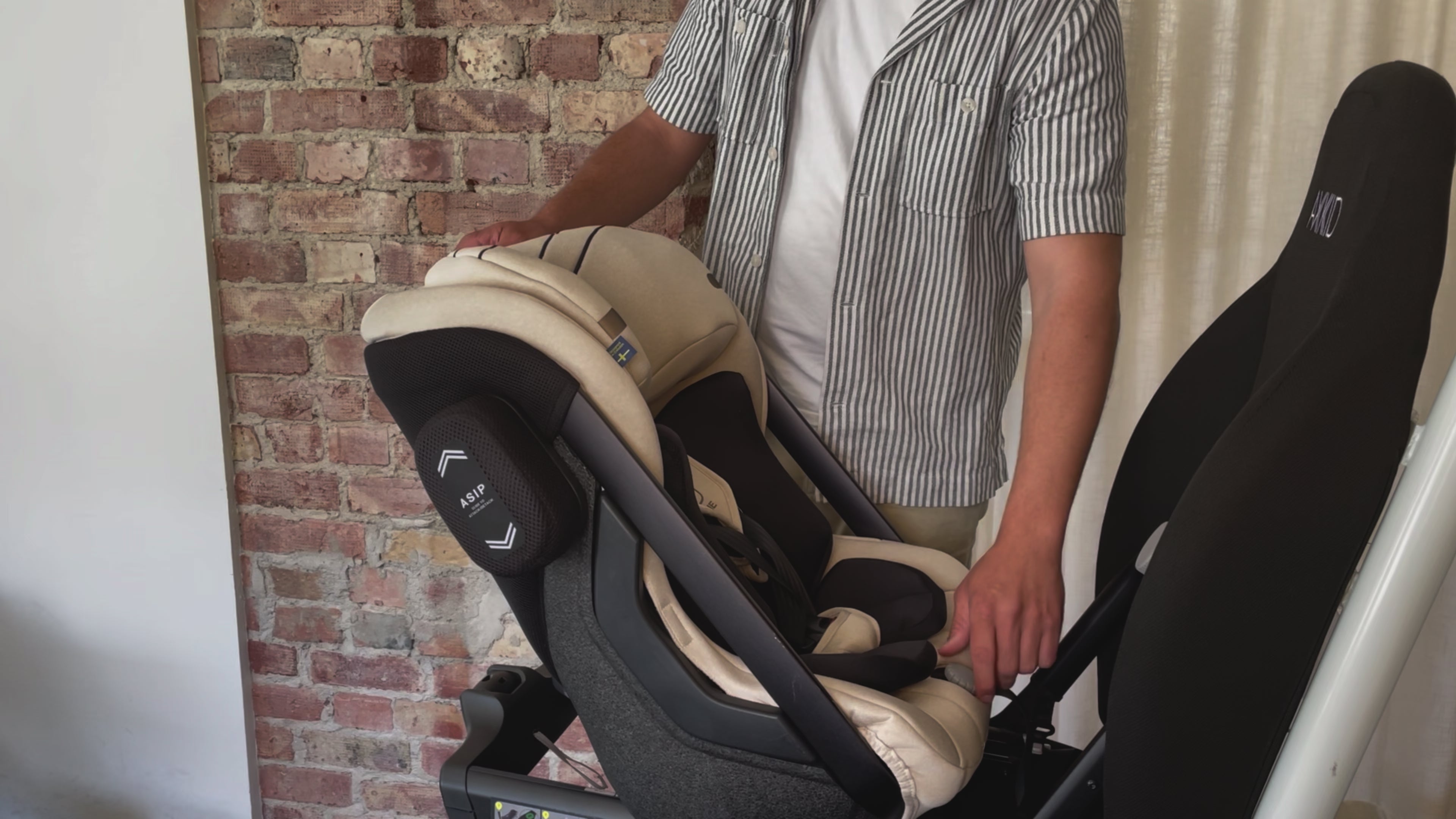 Axkid ONE 2 – Granite Melange – iSize 61–125 cm