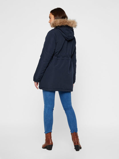 Mamalicious vente-parkajakke - Jessa - Navy blazer - Graviditetsjakke - MamaMilla