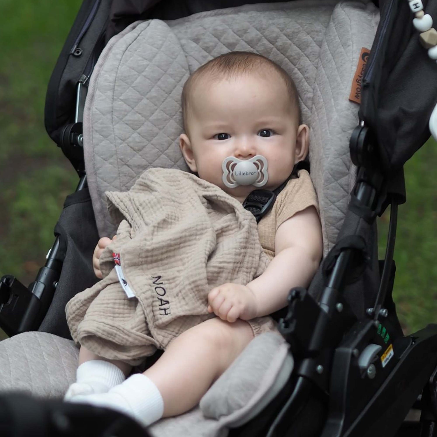 Easygrow Klapvognsformindsker / Minimizer til Klapvogn - Sand - Klapvognsformindsker - MamaMilla